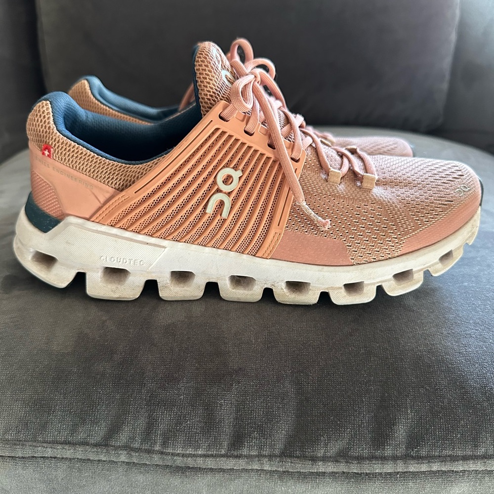 On-Running On Cloudswift Sneaker 7.5 - image 6